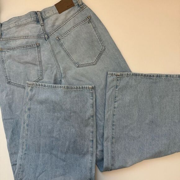 $138 Madewell NWT T Superwide-Leg Jeans in Ahern Wash: Airy Denim Edition size 2 - Picture 5 of 6